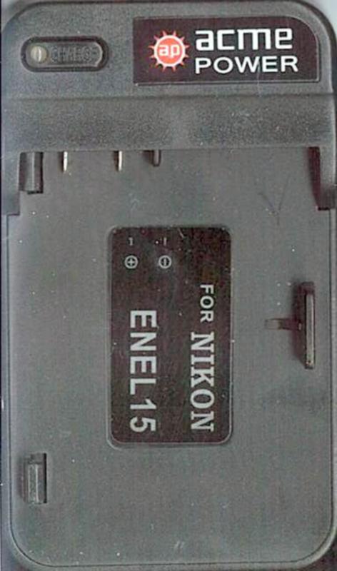 Зарядное устройство  AcmePower CH-P1640 (ENEL15) 220В / 12В для аккумулятора NIKON EN-EL15