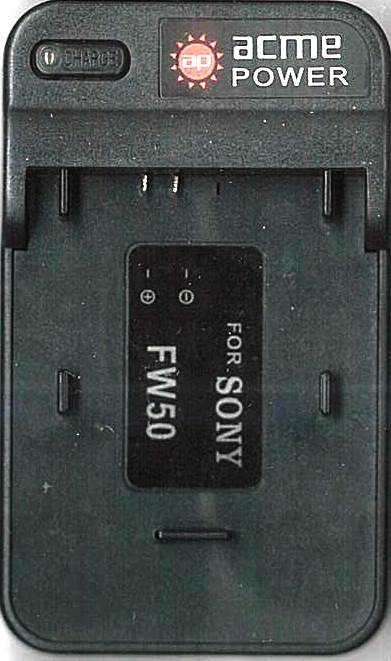 Зарядное устройство  AcmePower CH-P1640 (FW50) 220В / 12В для аккумулятора SONY NP-FW50